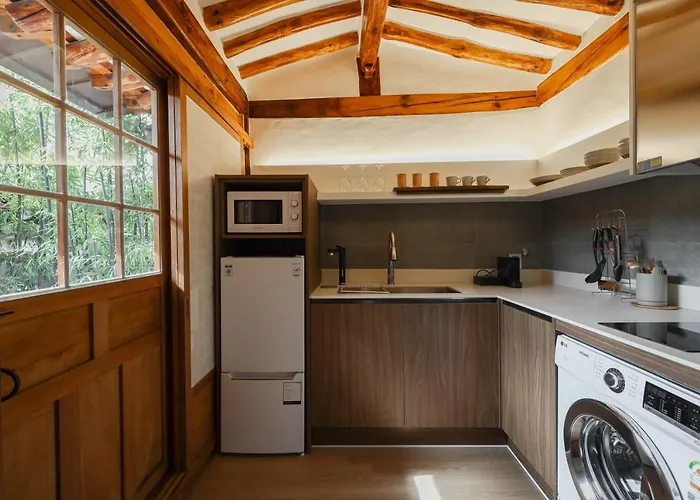 Luxury Hanok Onyou Villa *